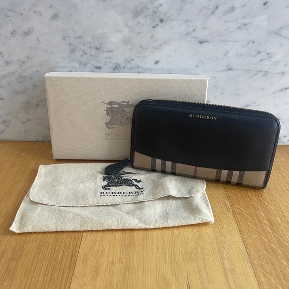 Burberry House Check Derby Elmore Wallet (Black) w/ Dustbag and Box - Picture 1 of 5